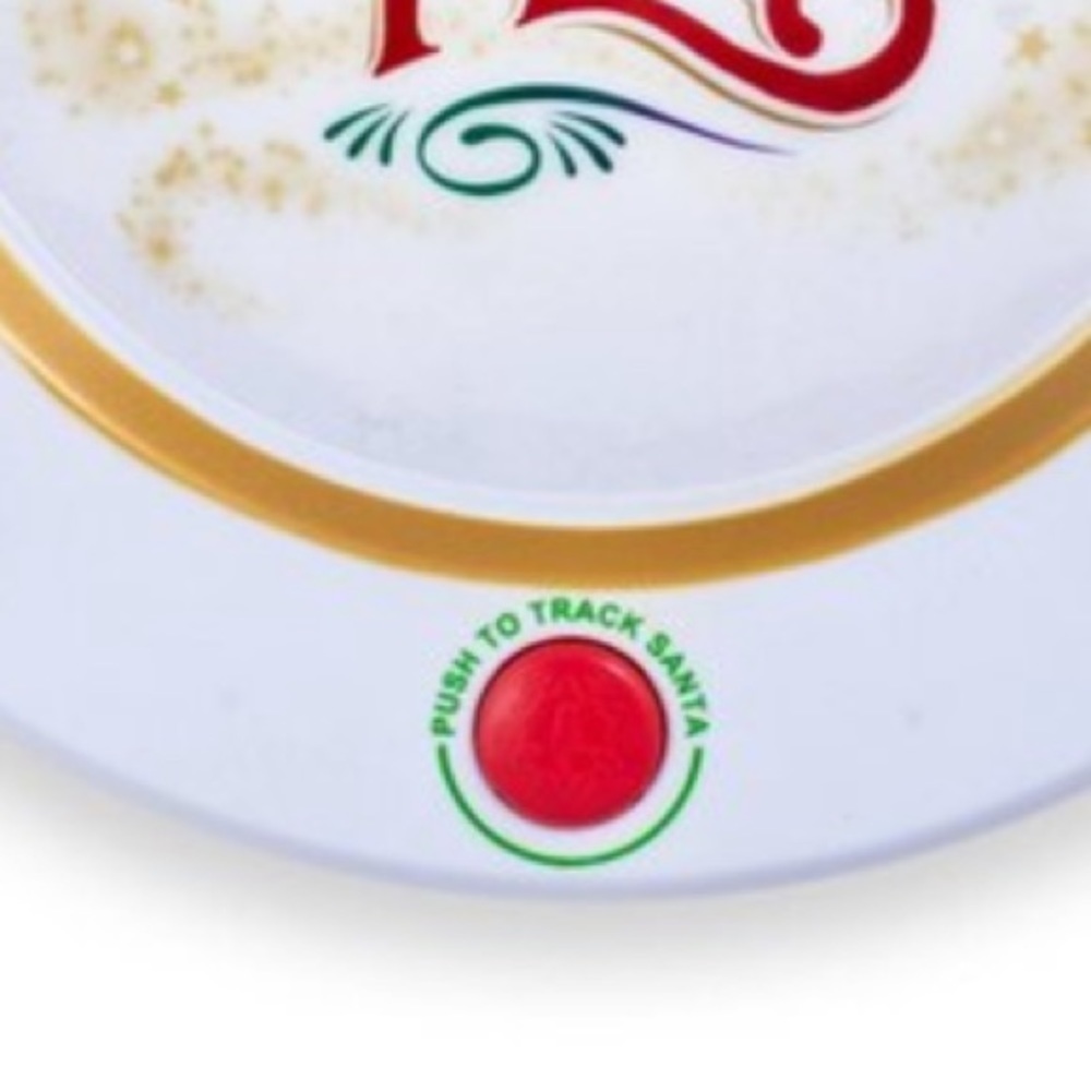 NWT Santa Claus enchanted cookie plate Christmas tracker button kids - Picture 3 of 8